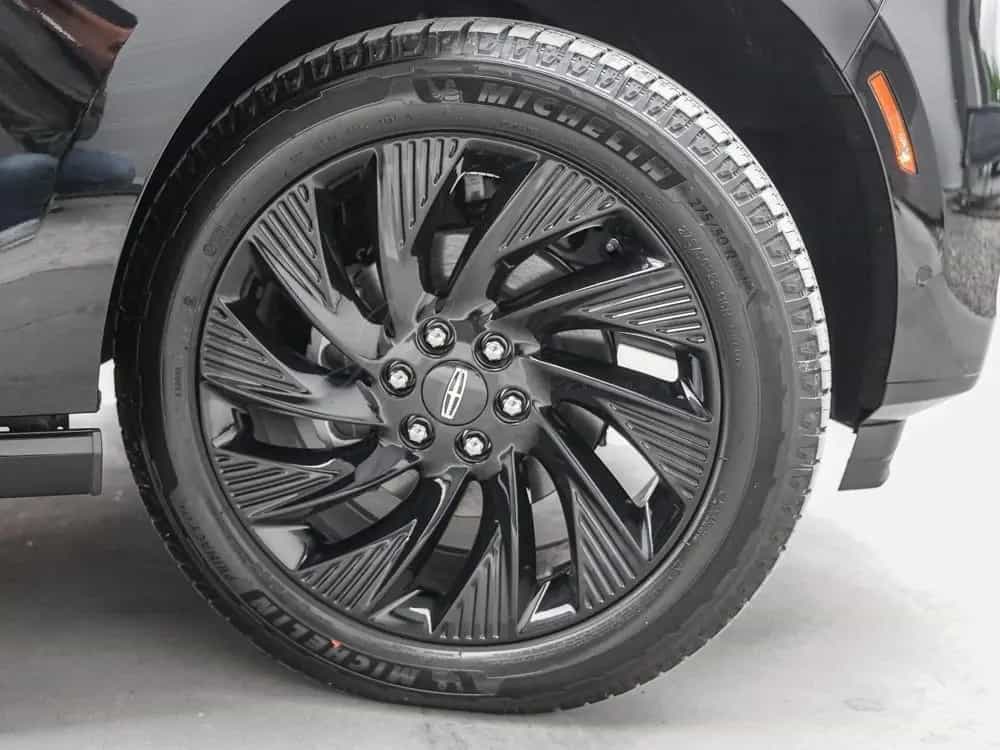 Lincoln 2025 Navigator L 4x4 Reserve T1 PRICE € 101,900 null-photo-35