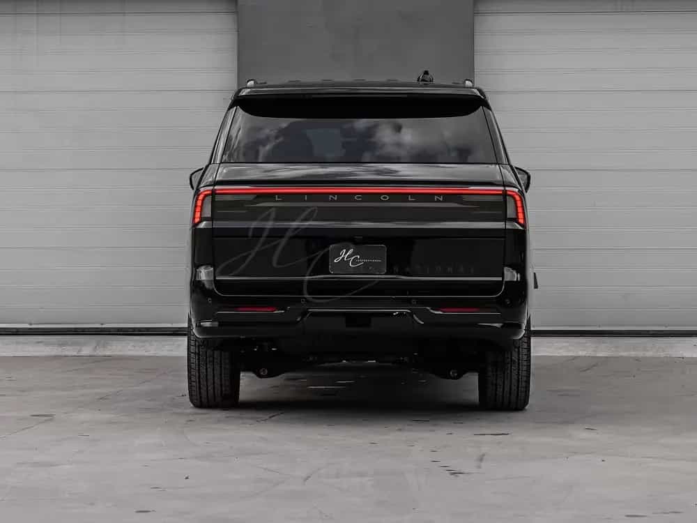 Lincoln 2025 Navigator L 4x4 Reserve T1 PRICE € 101,900 null-photo-5