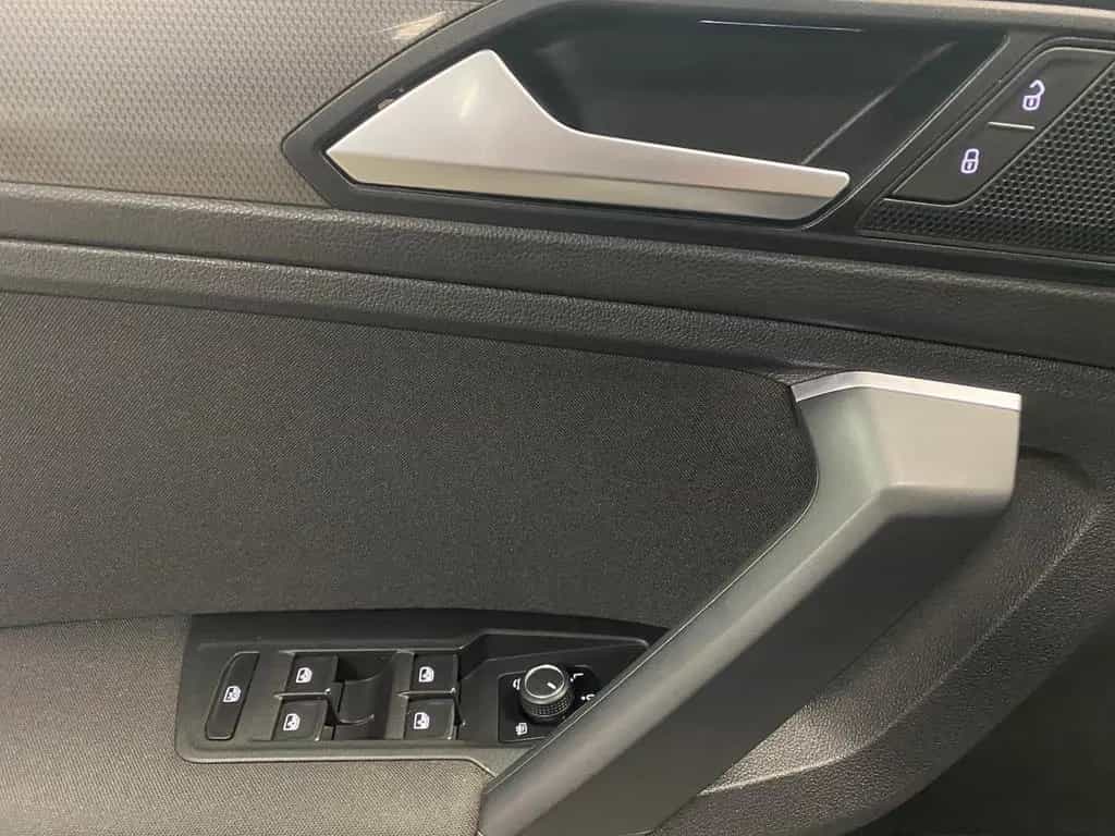 Volkswagen Tiguan Comfortline Android Auto+APP+NAVI+ACC+PDC 10/2019-photo-28