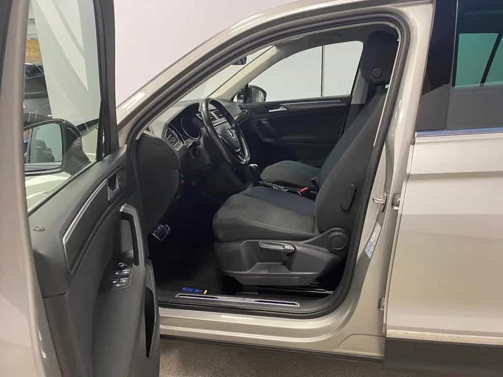 Volkswagen Tiguan Comfortline Android Auto+APP+NAVI+ACC+PDC 10/2019-photo-9