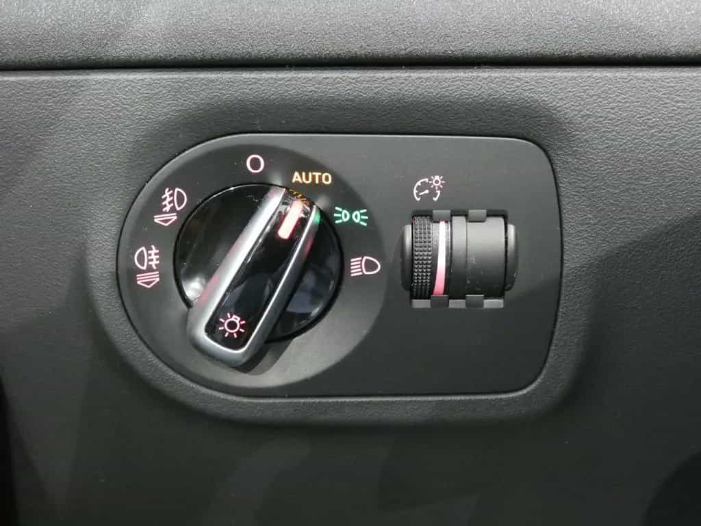 Audi TTS Roadster Quattro Xenon/Navi/Leder/SHZ/PDC 04/2012-photo-19