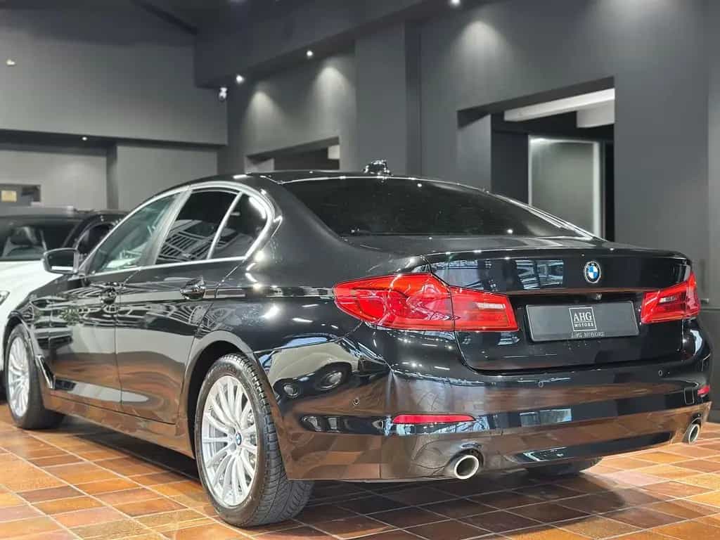 BMW 5 Series 520d ACC DRIVING-ASSISTANT STANDHEIZUNG LIVE-COC 01/2020-photo-2