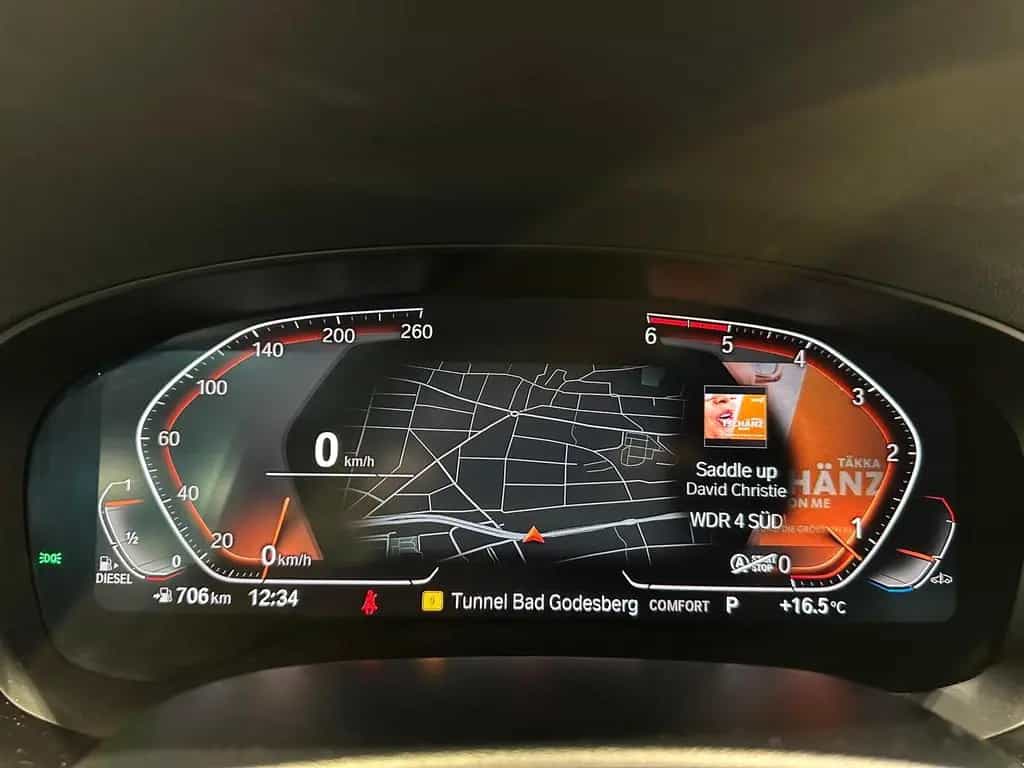 BMW 5 Series 520d ACC DRIVING-ASSISTANT STANDHEIZUNG LIVE-COC 01/2020-photo-23