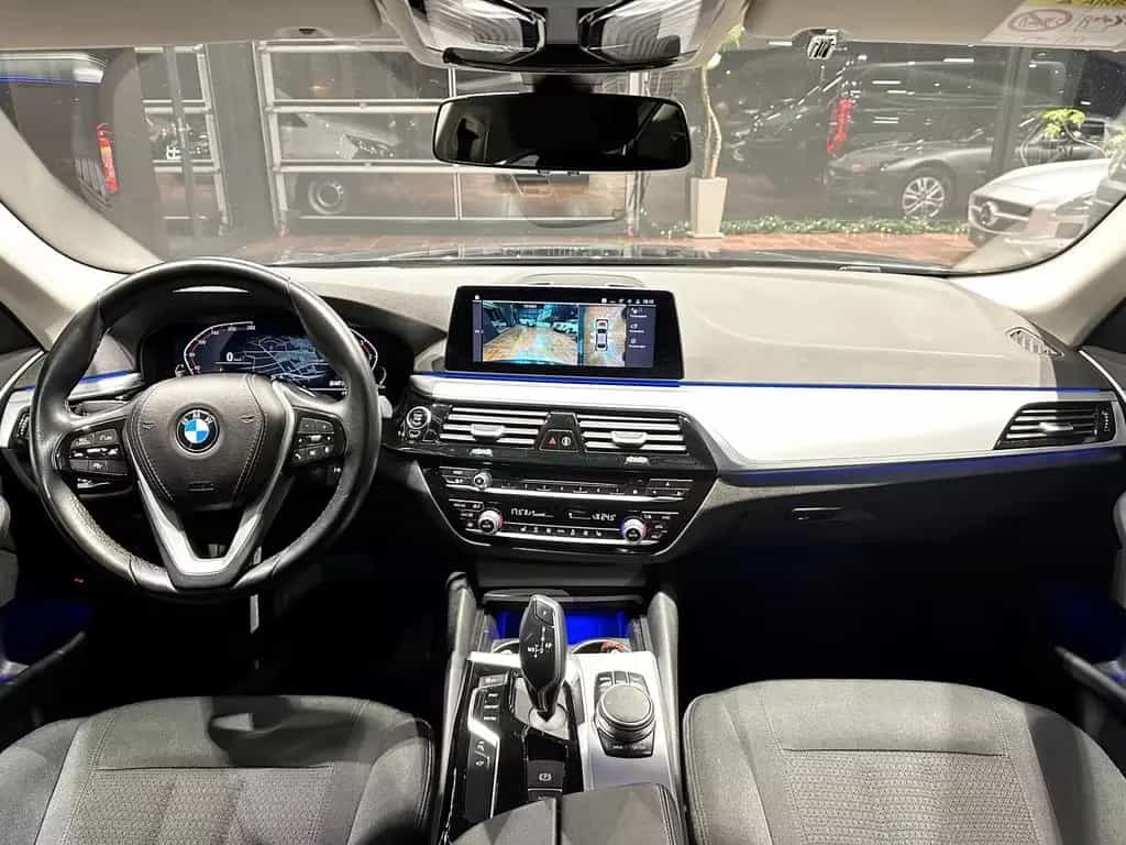 BMW 5 Series 520d ACC DRIVING-ASSISTANT STANDHEIZUNG LIVE-COC 01/2020-photo-9