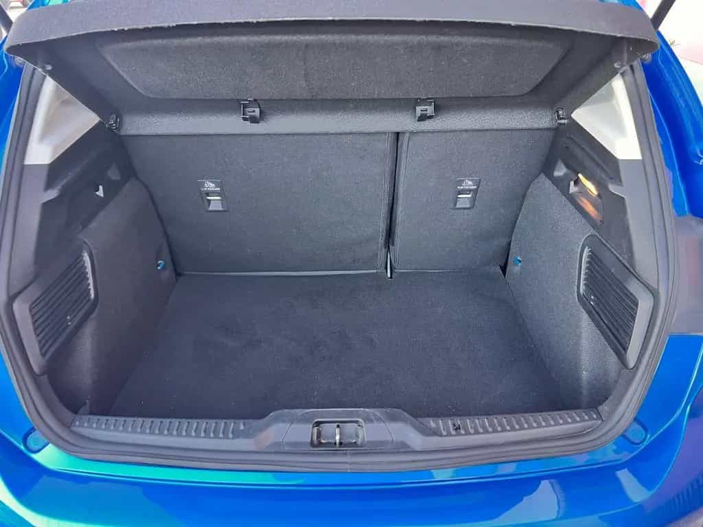 Ford Focus Lim. Cool & Connect 12/2020-photo-19