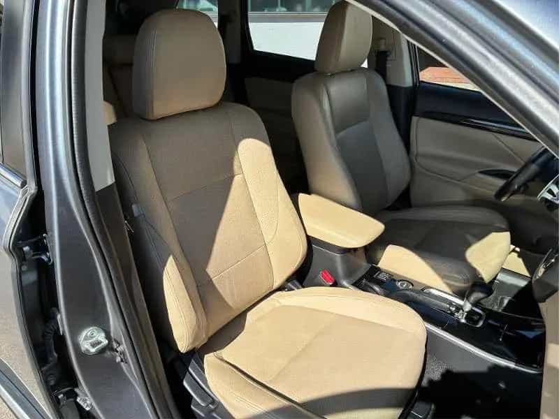Mitsubishi Outlander 2.0 4WD CVT 7-Sitzer, Top 10/2017-photo-4