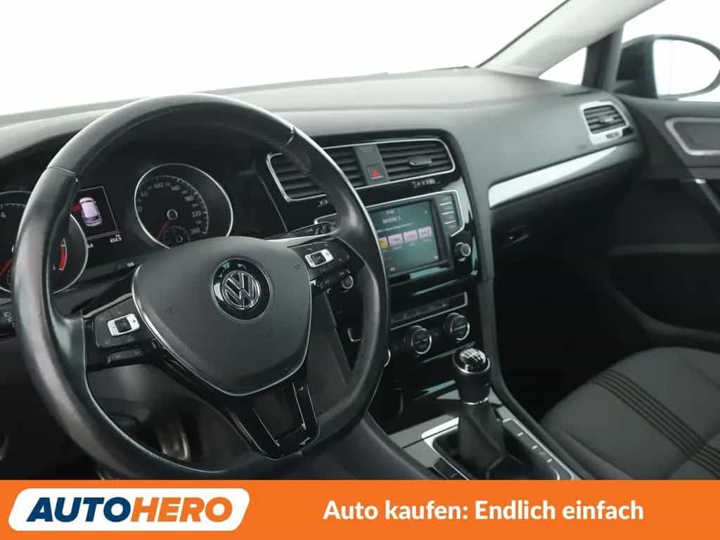 Volkswagen Golf VII 1.2 TSI Allstar BMT*PDC*SHZ*NAVI*KLIMA 05/2016-photo-10