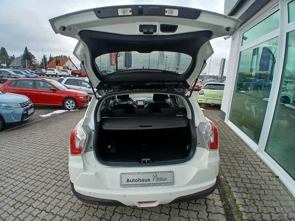 Ssangyong Tivoli Twist 01/2017-photo-8