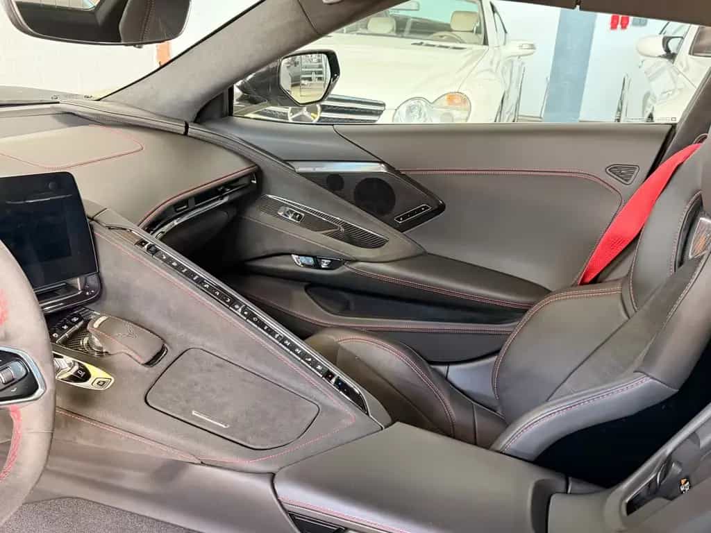 Corvette C8 Cabrio 3LT *BOSE* VOLL 05/2023-photo-10