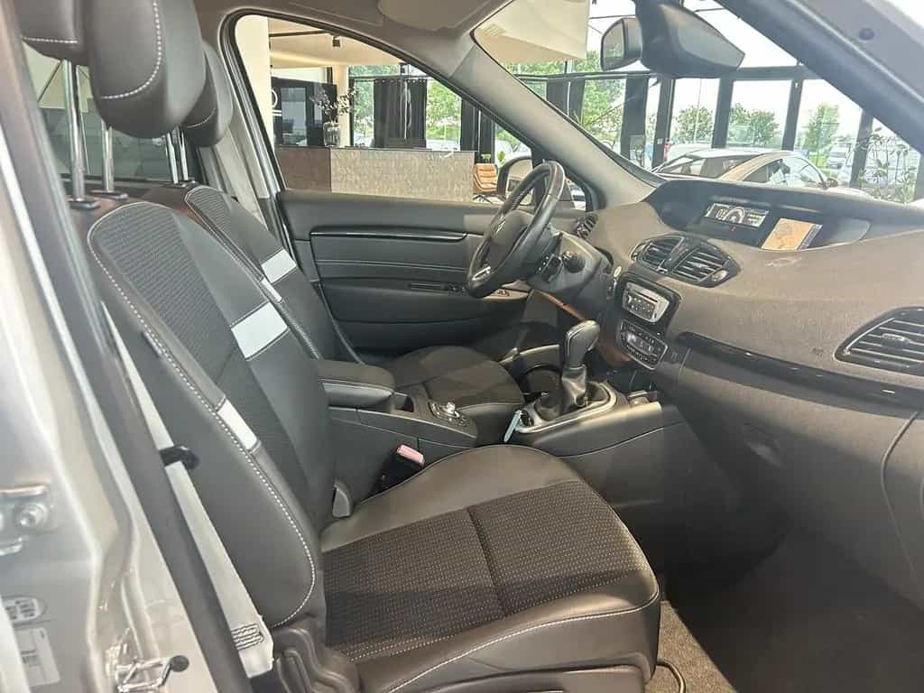 Renault Scenic Scenic III Grand BOSE Edition AUTOMATIK+ 06/2013-photo-16