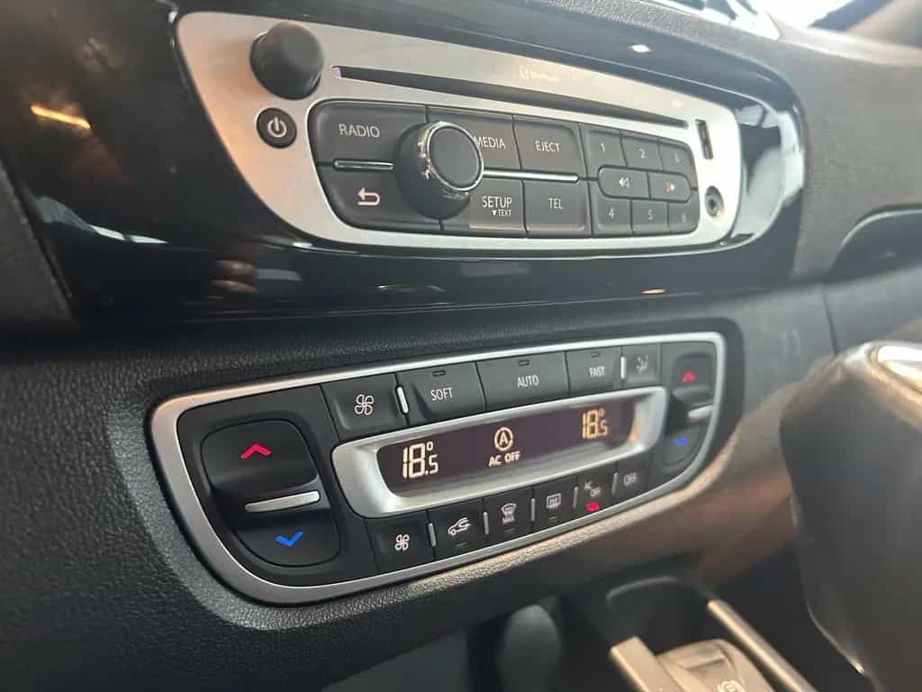 Renault Scenic Scenic III Grand BOSE Edition AUTOMATIK+ 06/2013-photo-20