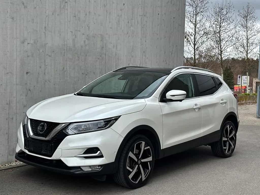 Nissan Qashqai 1.7 dCi Tekna 4x4 *PANO*LED*360° KAMERA* 06/2020-photo-0