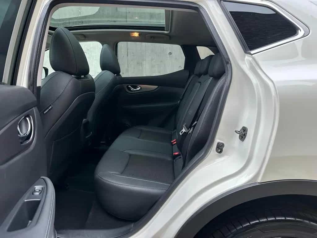 Nissan Qashqai 1.7 dCi Tekna 4x4 *PANO*LED*360° KAMERA* 06/2020-photo-15