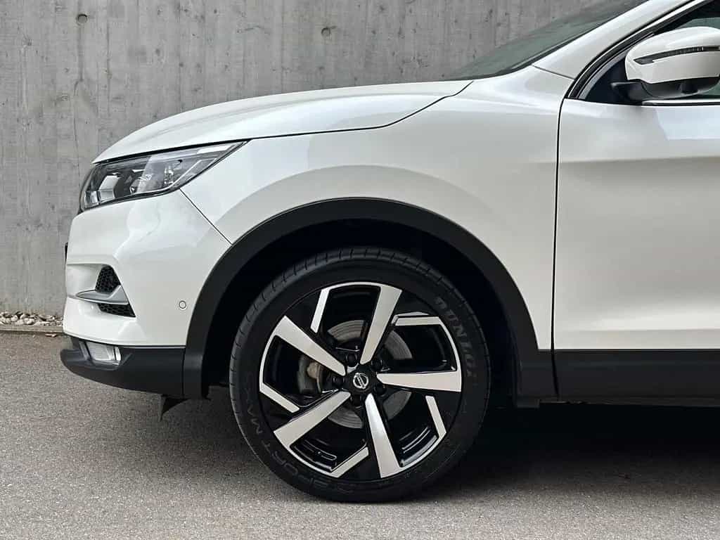 Nissan Qashqai 1.7 dCi Tekna 4x4 *PANO*LED*360° KAMERA* 06/2020-photo-19