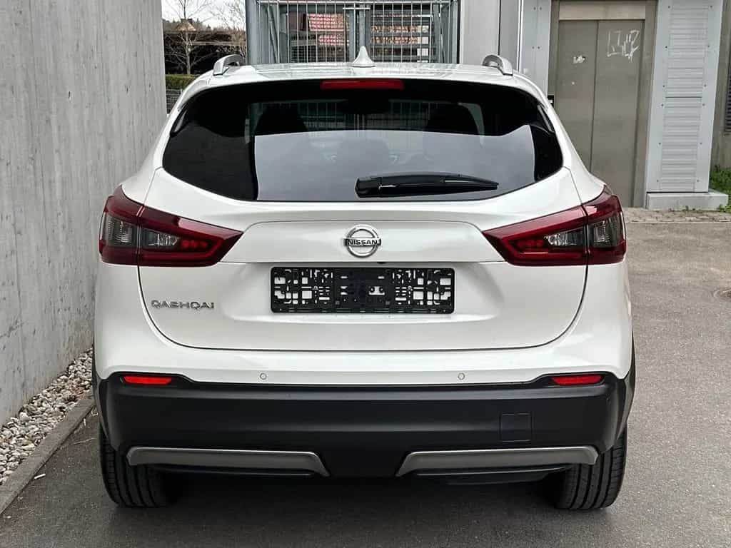 Nissan Qashqai 1.7 dCi Tekna 4x4 *PANO*LED*360° KAMERA* 06/2020-photo-6