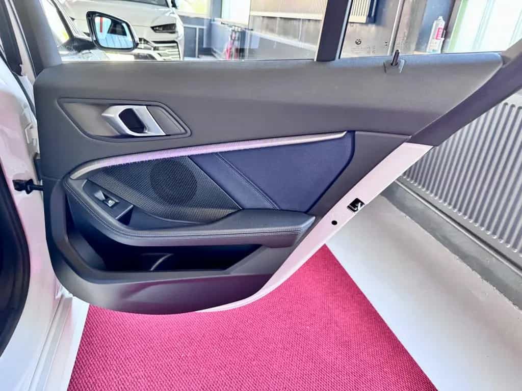BMW 1 Series 118d M Sport Automatik Navi LED 18 Zoll 02/2020-photo-24