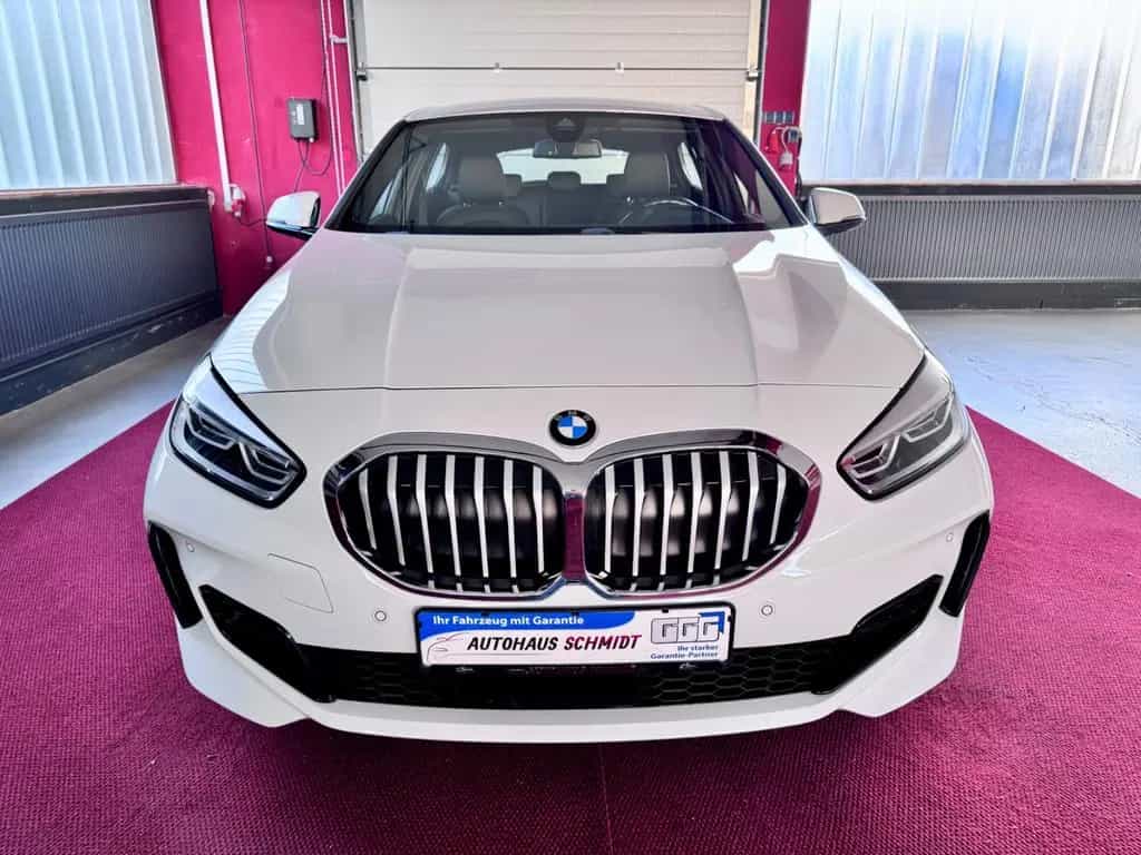 BMW 1 Series 118d M Sport Automatik Navi LED 18 Zoll 02/2020-photo-2