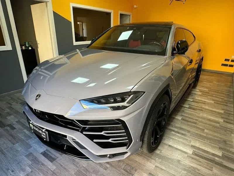 Lamborghini Urus Possibilità agevolazione pagame 06/2019-photo-3
