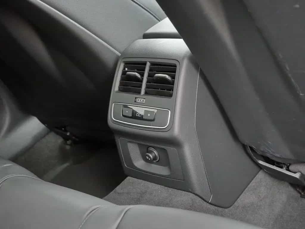Audi A4 allroad 50 TDI quattro Matrix*360°*Navi*DAB 12/2022-photo-16