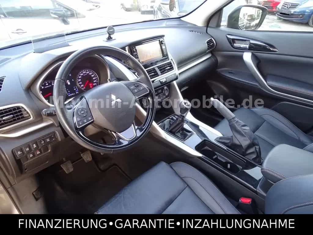 Mitsubishi Eclipse Cross 1.5 Top"KAMERA"LED"HUD"LEDER"NAVI 04/2018-photo-10