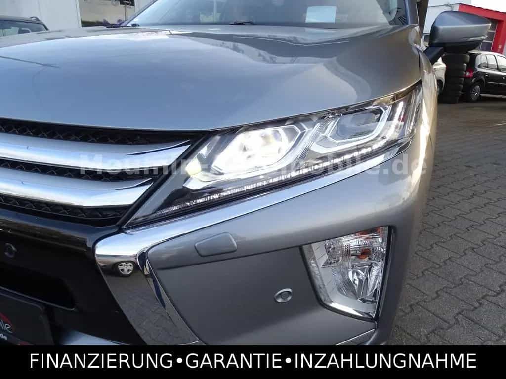 Mitsubishi Eclipse Cross 1.5 Top"KAMERA"LED"HUD"LEDER"NAVI 04/2018-photo-32