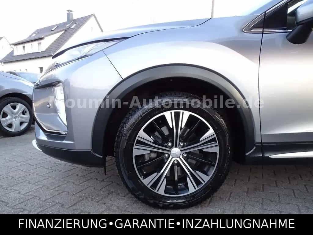 Mitsubishi Eclipse Cross 1.5 Top"KAMERA"LED"HUD"LEDER"NAVI 04/2018-photo-40