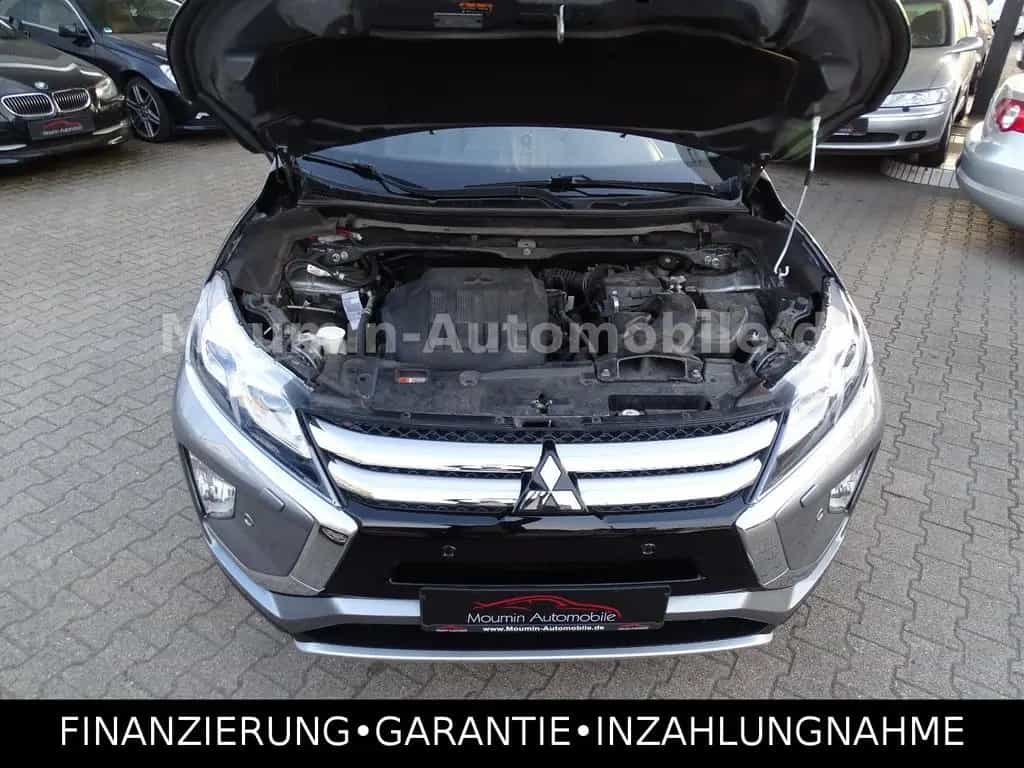 Mitsubishi Eclipse Cross 1.5 Top"KAMERA"LED"HUD"LEDER"NAVI 04/2018-photo-42