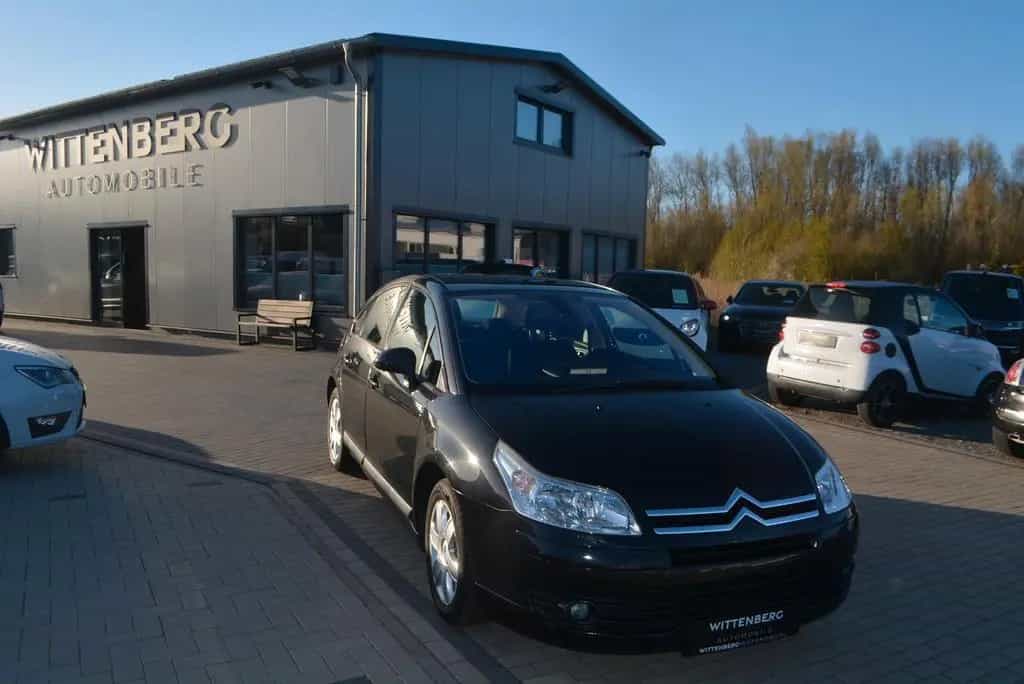 Citroën C4 Lim. Comfort 10/2007-photo-1