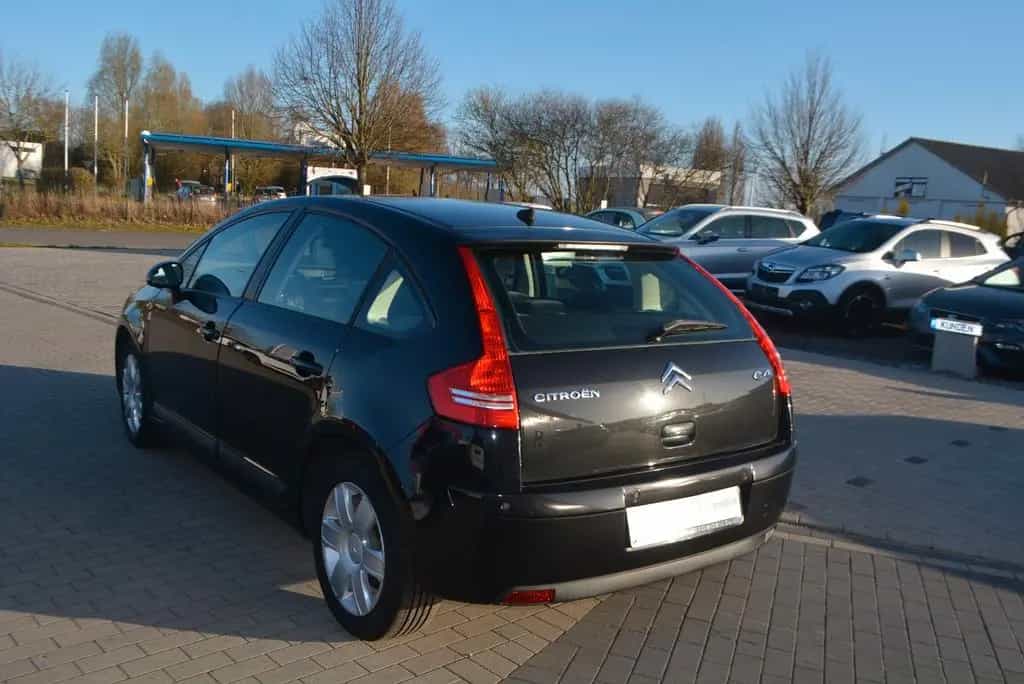 Citroën C4 Lim. Comfort 10/2007-photo-11