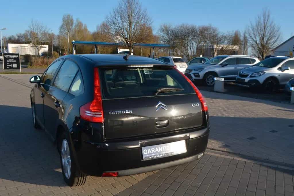 Citroën C4 Lim. Comfort 10/2007-photo-12