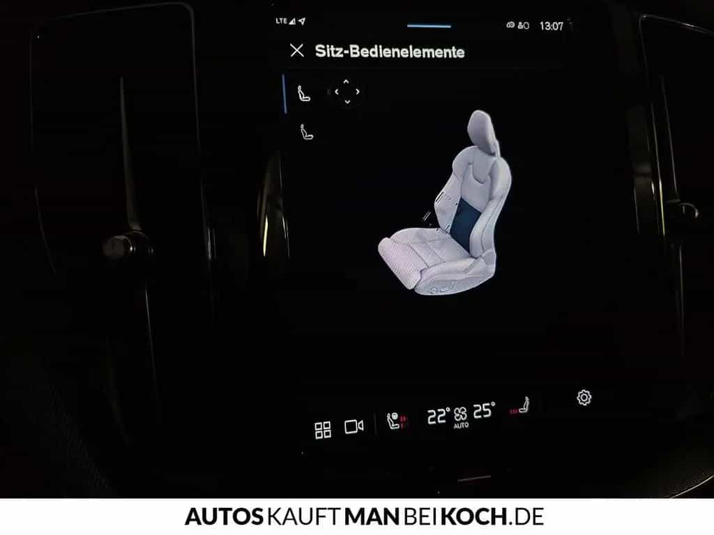 Volvo XC60 B4 D Plus Dark ACC BLIS AHK 4xSHz MEM VLED 01/2024-photo-24