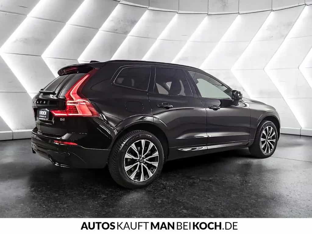Volvo XC60 B4 D Plus Dark ACC BLIS AHK 4xSHz MEM VLED 01/2024-photo-4