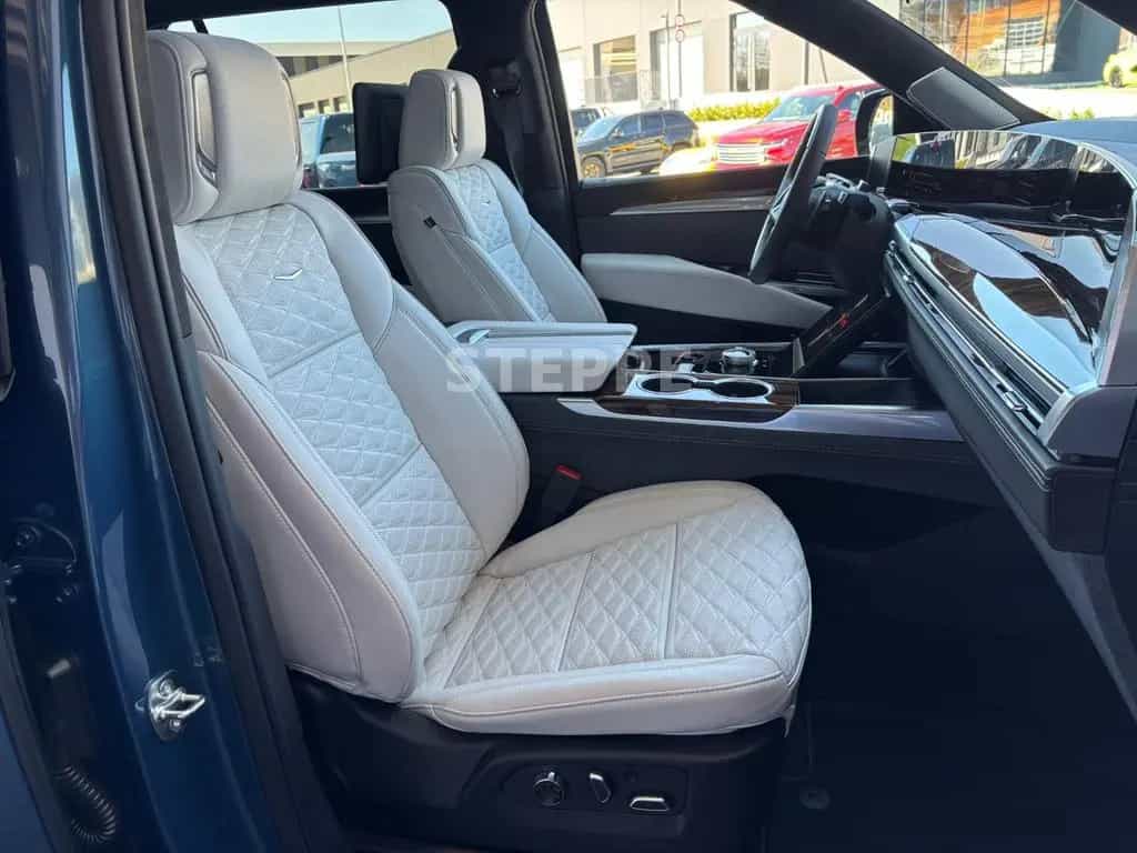 Cadillac Escalade FACELIFT MY26 6.2 V8 ESV Sport Platinum null-photo-13