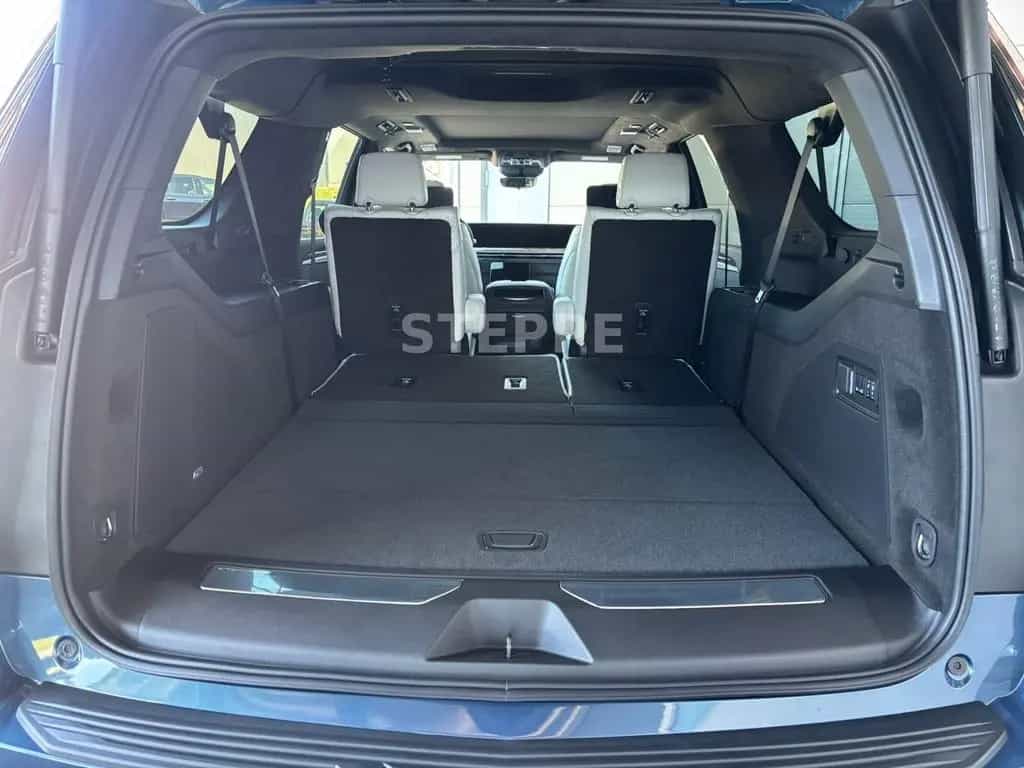 Cadillac Escalade FACELIFT MY26 6.2 V8 ESV Sport Platinum null-photo-6