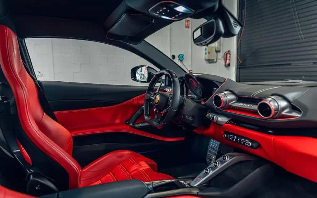 Ferrari 812 6.5 V12 Superfast DCT F1 02/2018-photo-12