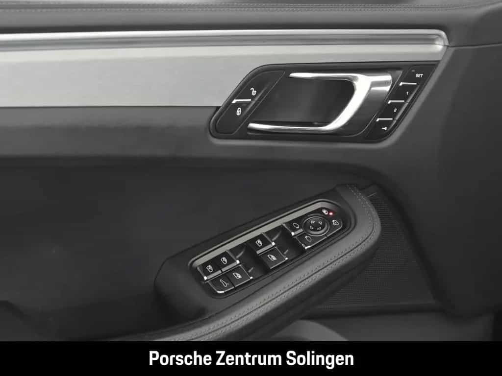 Porsche Macan GTS PANO BOSE Standheizung Approved 08/202 01/2017-photo-11