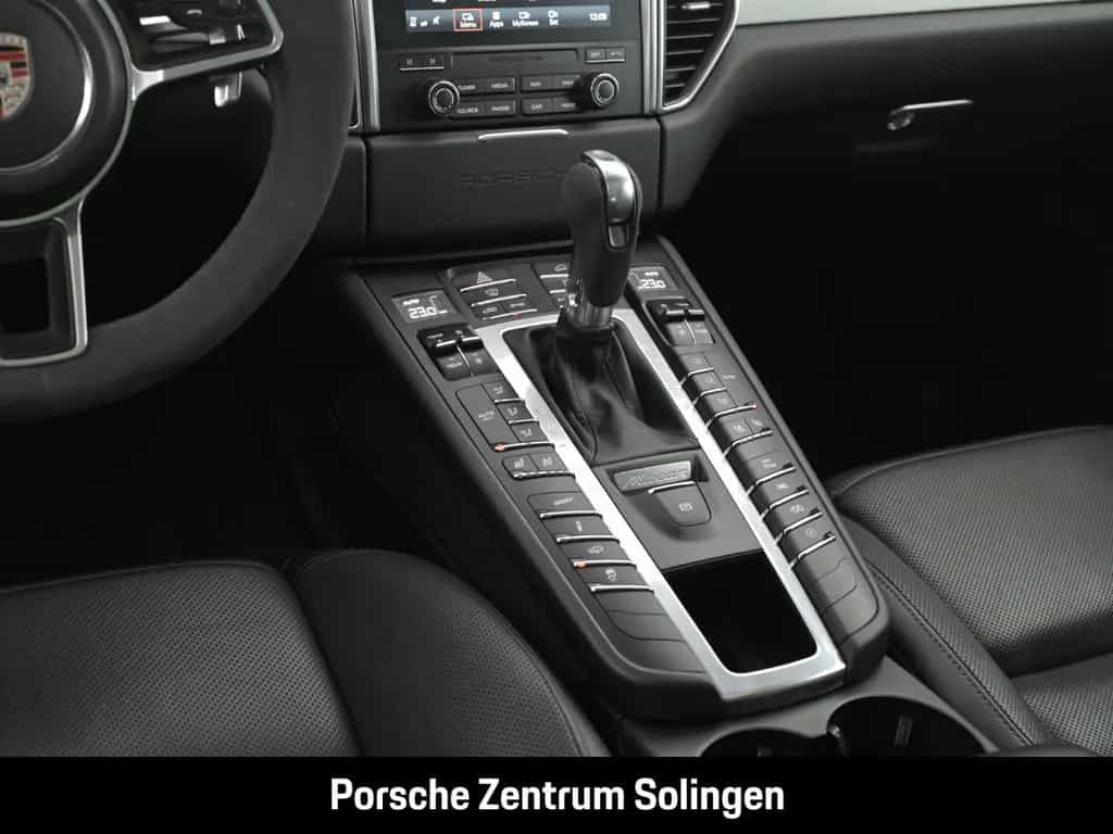 Porsche Macan GTS PANO BOSE Standheizung Approved 08/202 01/2017-photo-19