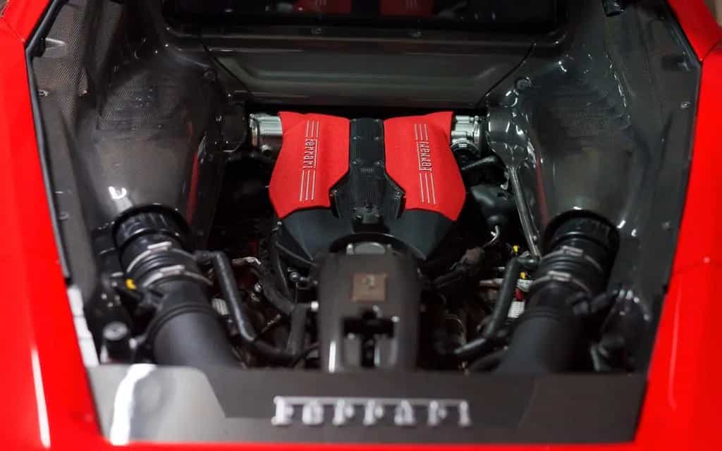 Ferrari 488 GTB GTB Coupé DCT - FULL CARBON,FULL SERVICE 10/2015-photo-9