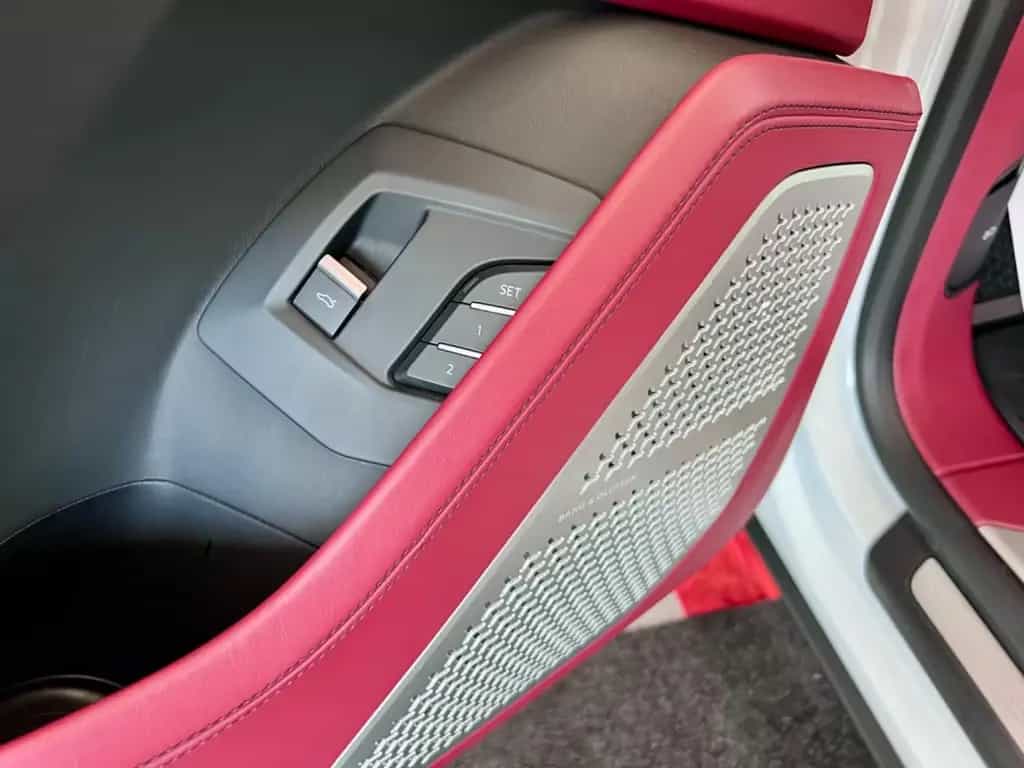 Lamborghini Urus Panorama Garantie B&O 360° ACC Hud Massage 03/2019-photo-16
