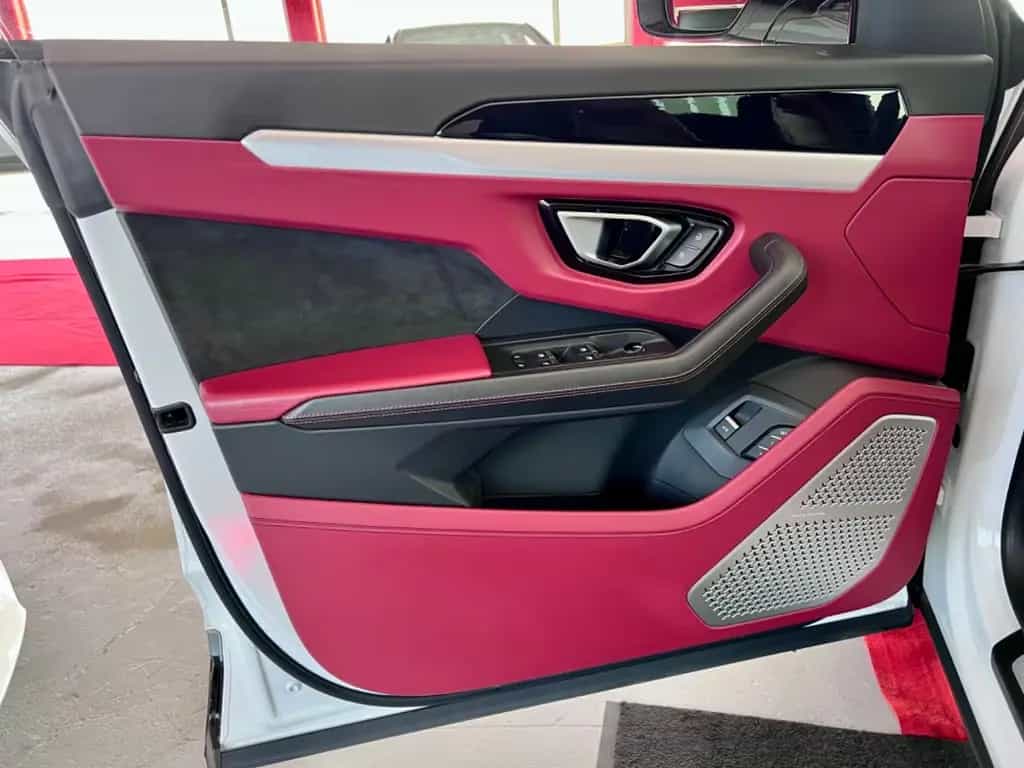 Lamborghini Urus Panorama Garantie B&O 360° ACC Hud Massage 03/2019-photo-17