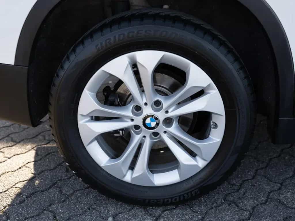 BMW X1 sDrive 18i Sport Line LED NAVI KAMERA SHZ PDC 10/2018-photo-10