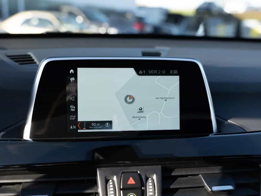 BMW X1 sDrive 18i Sport Line LED NAVI KAMERA SHZ PDC 10/2018-photo-15