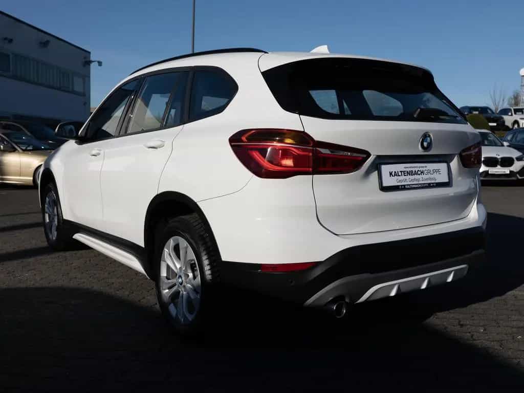 BMW X1 sDrive 18i Sport Line LED NAVI KAMERA SHZ PDC 10/2018-photo-6