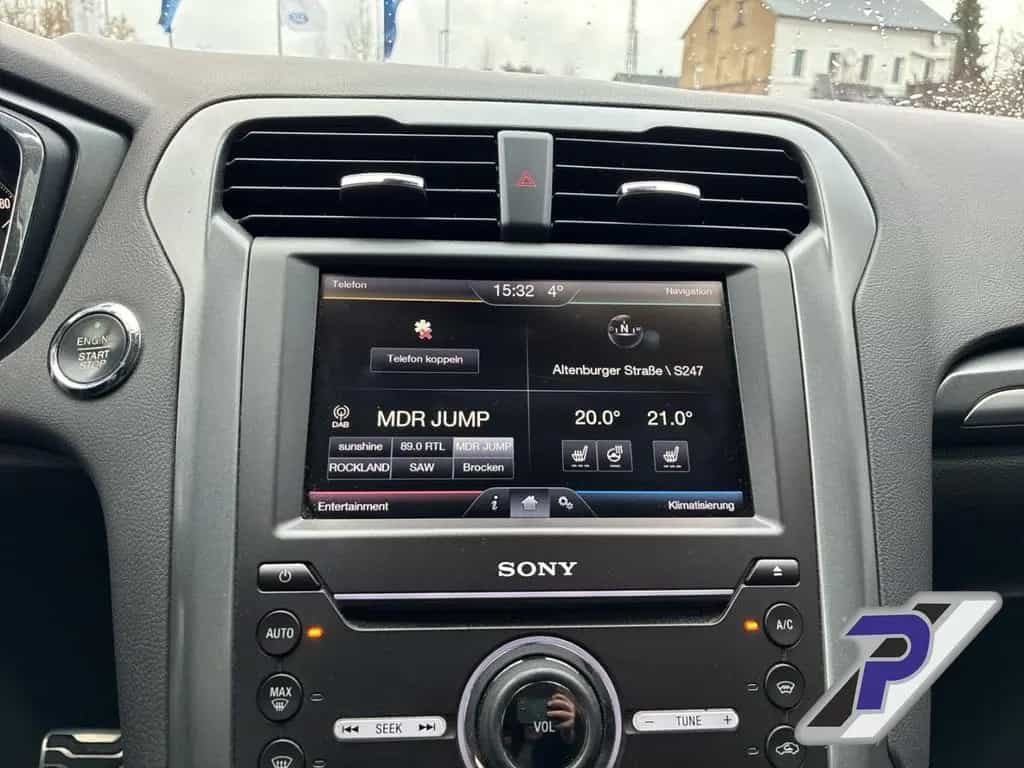 Ford Mondeo Turnier Titanium LED+NAVI+DACH+VOLLAUSSTA 04/2015-photo-23
