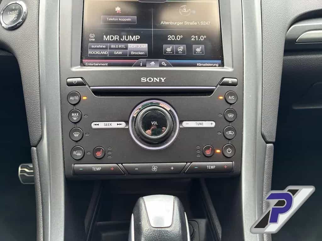 Ford Mondeo Turnier Titanium LED+NAVI+DACH+VOLLAUSSTA 04/2015-photo-24
