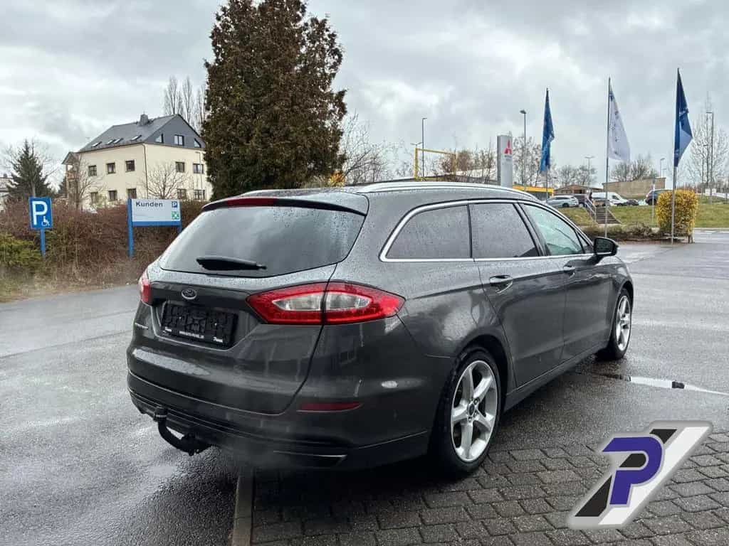 Ford Mondeo Turnier Titanium LED+NAVI+DACH+VOLLAUSSTA 04/2015-photo-4