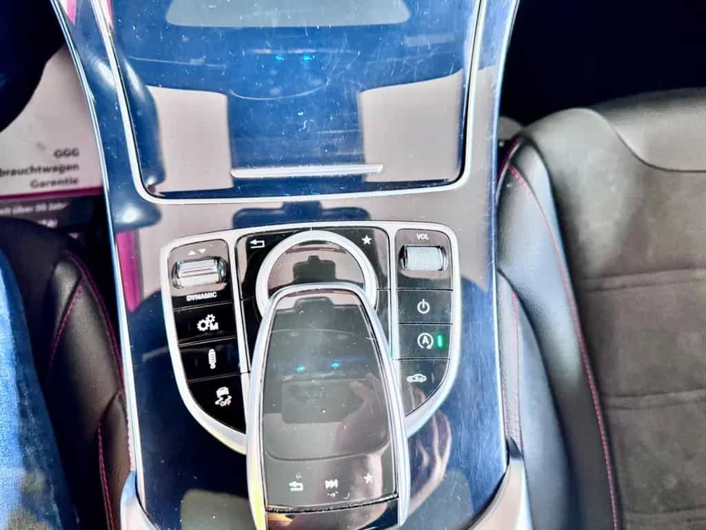 Mercedes-Benz GLC-Class AMG Pano Burmester Airmatic LED KeylesGo19 11/2016-photo-13