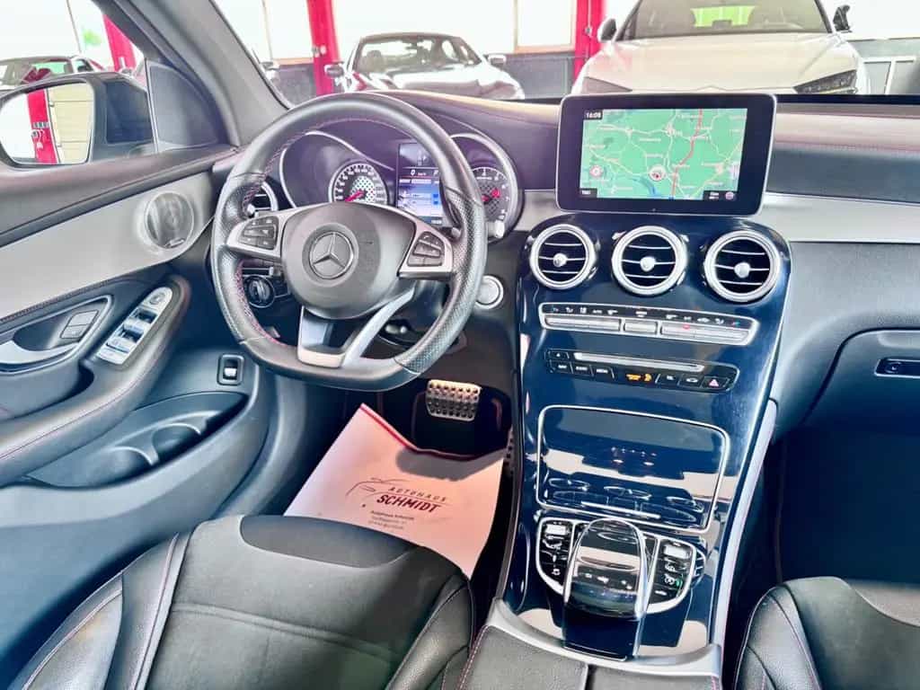 Mercedes-Benz GLC-Class AMG Pano Burmester Airmatic LED KeylesGo19 11/2016-photo-2