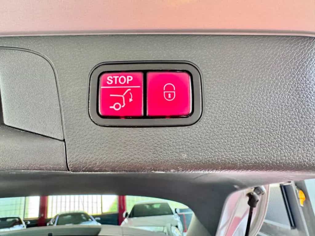 Mercedes-Benz GLC-Class AMG Pano Burmester Airmatic LED KeylesGo19 11/2016-photo-29