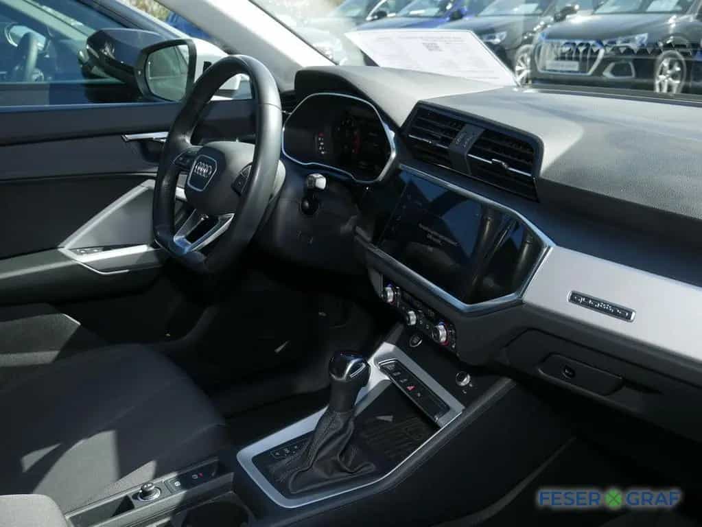 Audi Q3 Sportback 40 TFSI qu. S line Ext. ACC Nav 19" 08/2023-photo-4